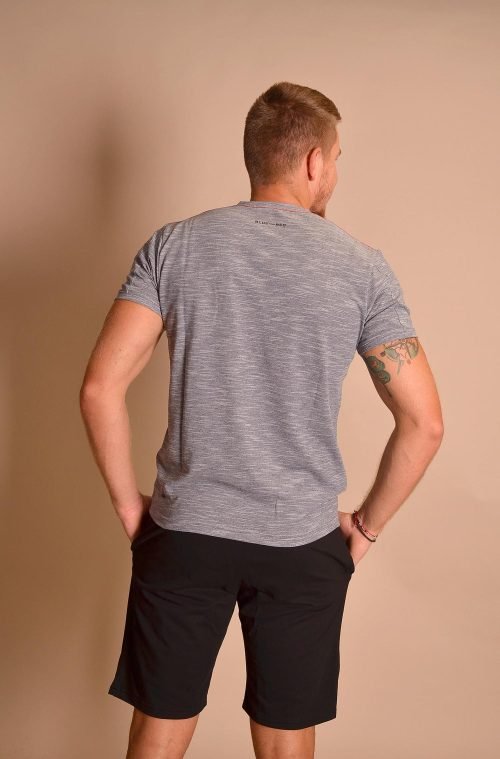 Модерна мъжка тениска от памук. Произведена в България!