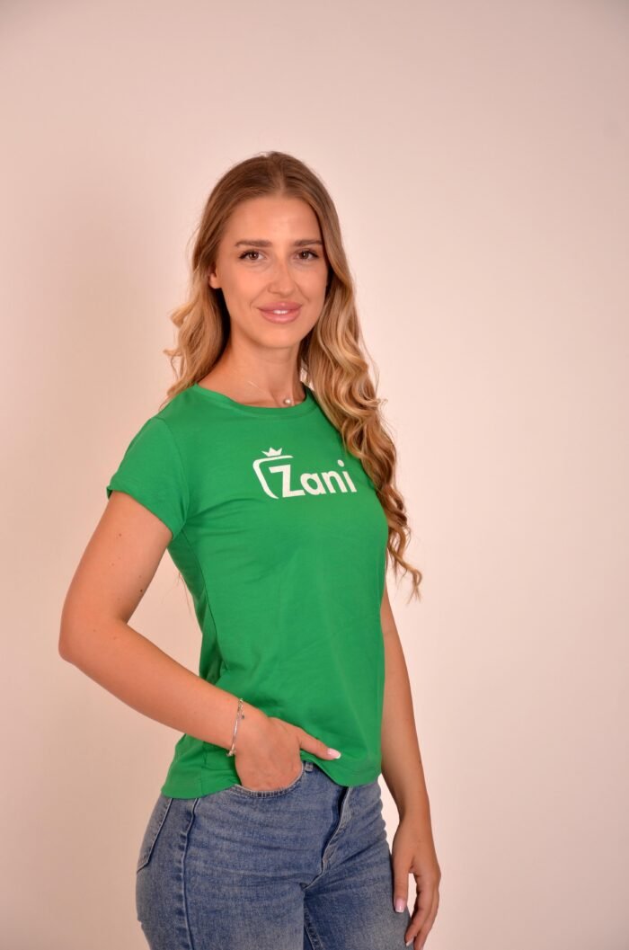Дамска тениска в зелено от новата колекция на Zani - Българско производство.